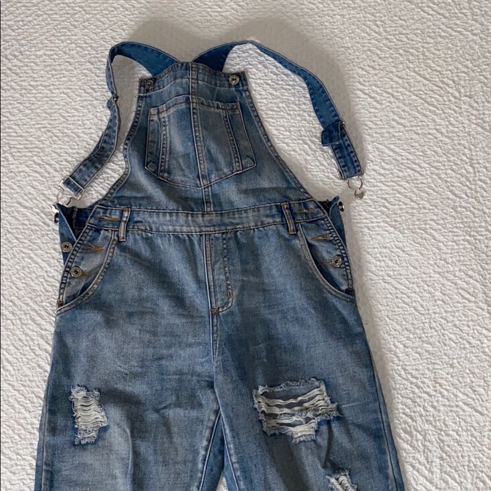 Denim sexy overall jeans missing one side button